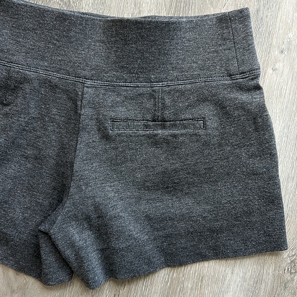 Aritzia - The Group Babaton Jersey Knit Pull On Shorts - Dark Grey - Picture 6 of 7